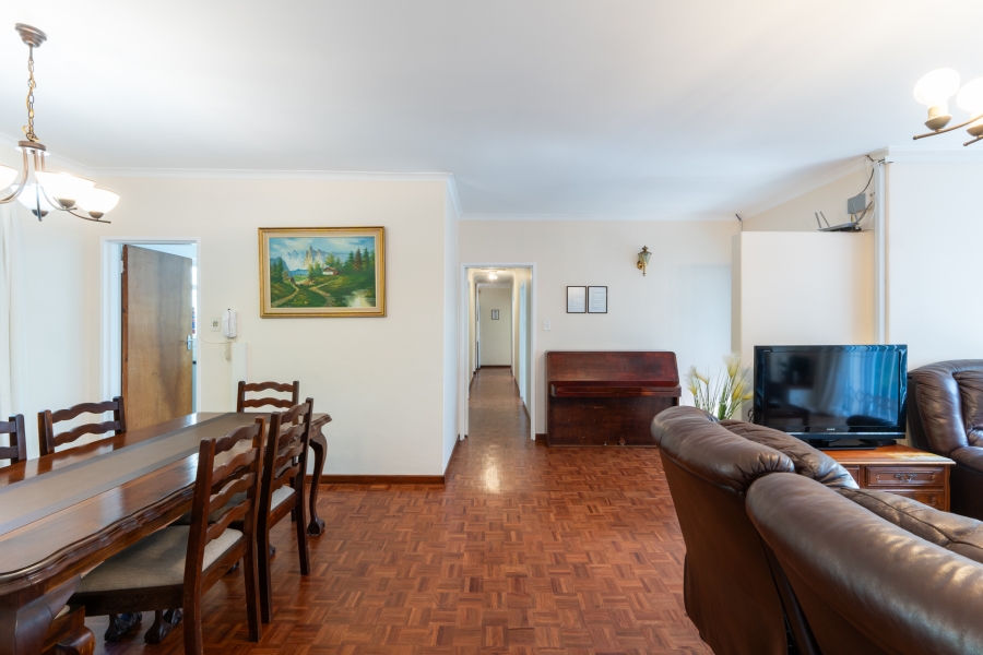 4 Bedroom Property for Sale in Plumstead Western Cape